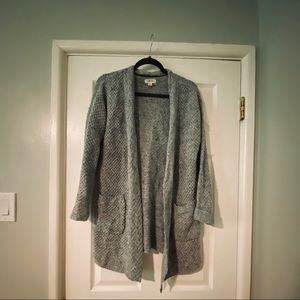 Long knit cardigan with pockets